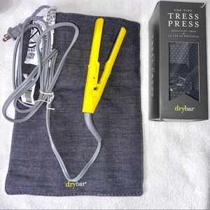 NEW Drybar Tiny Tress Press Hair Detailing Flat Iron With Travel Pouch